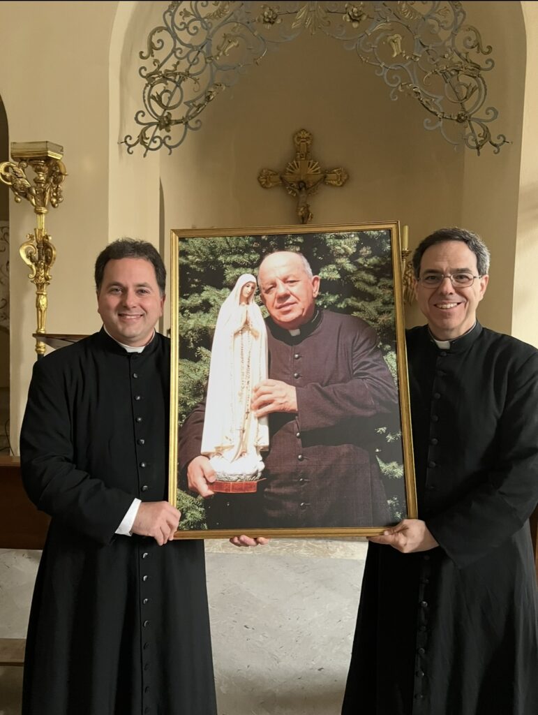 The International Coordinator of the MMP, Fr. Luca Pescatori (L) and our National Director, Fr. Antonio Carvalho (R) pictured at the opening of the cause for the canonization of the Servant of God, Fr. Stefano Gobbi.